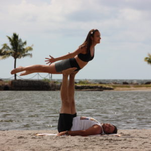 36-Miami- Acroyoga